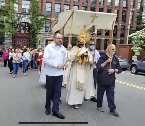 Corpus-Christi-11Procession-22